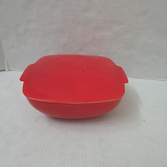 1950's Red Pyrex Ovenware 525B Casserole 2 1/2 Qt Square Dish With Lid - Picture 1 of 10